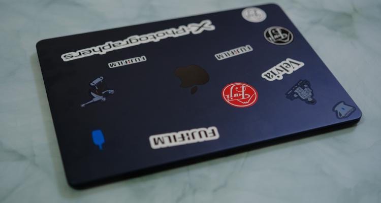 Macbook Air M2 2022